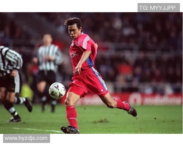 足球明星情感历程揭秘与图片分析全景展示